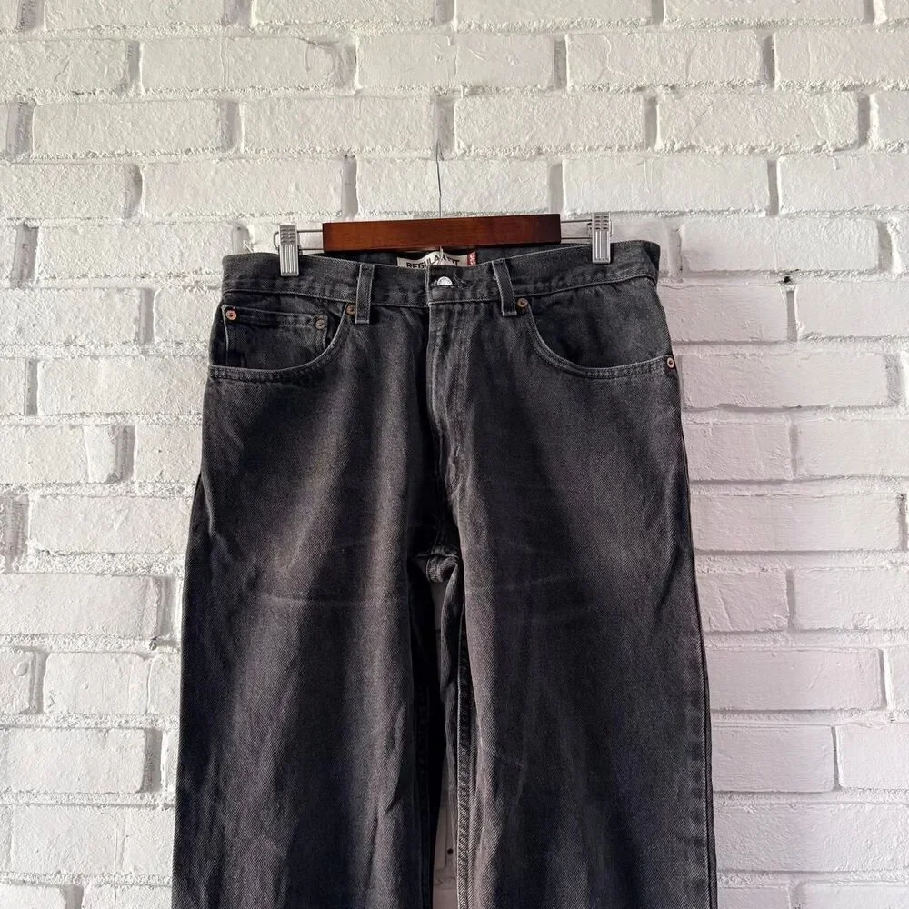 Vintage 00s Levi’s 505 Black Wash Red Tab Straight Leg Denim Jeans (Size 34x30)